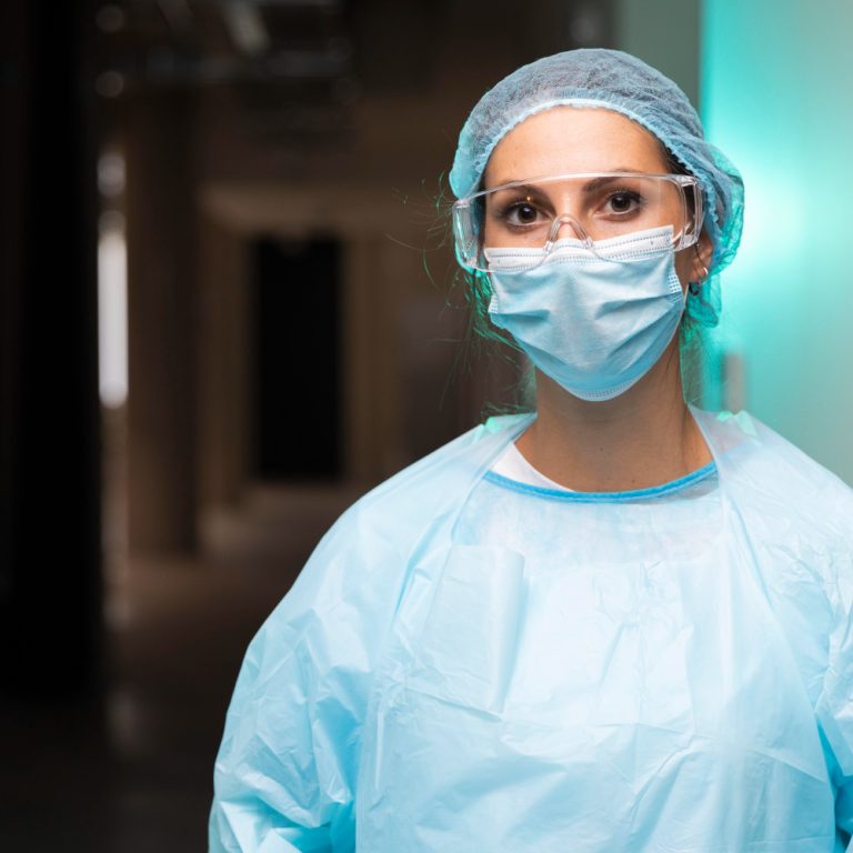 Profissional em ambiente hospitalar
